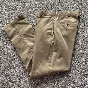 LL Bean Classic Fit 33/32 Sark Khaki